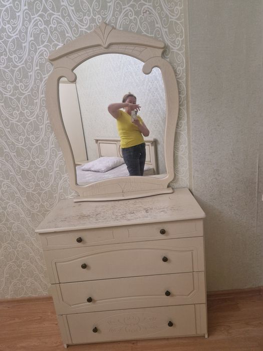 Продам спальний гарнитур б/у