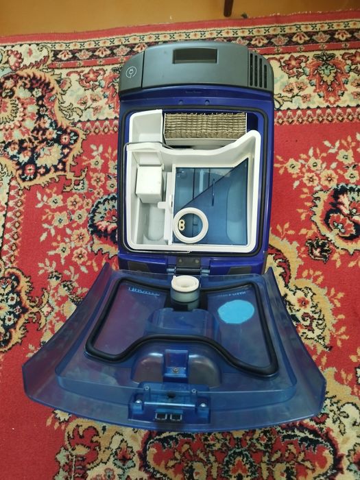 Моющий пылесос в...