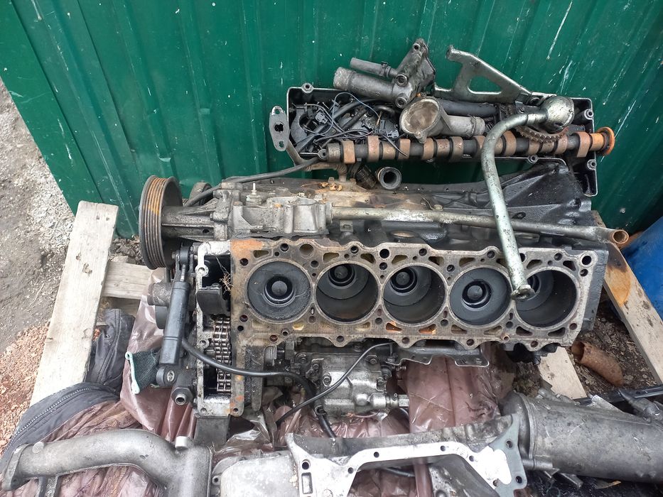 Продам запчасти с мерседес спринтер