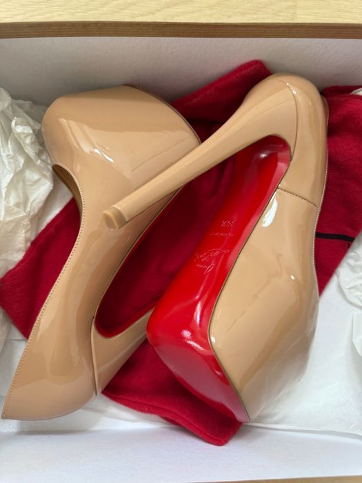 Pantofi Christian Louboutin