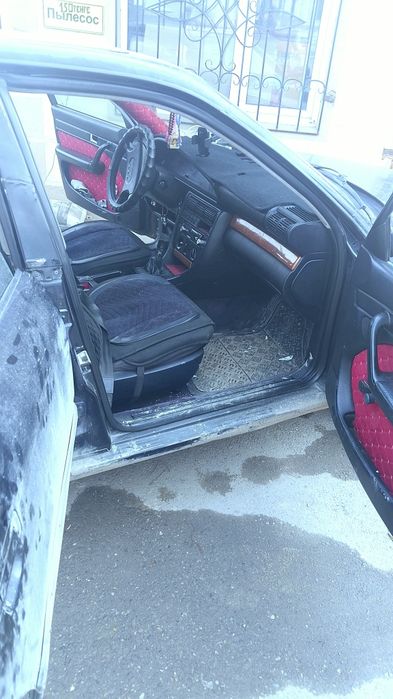 Продам ауди с4 обиëом  2,3