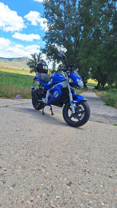 Scuter motor 50 cm foarte intretinut