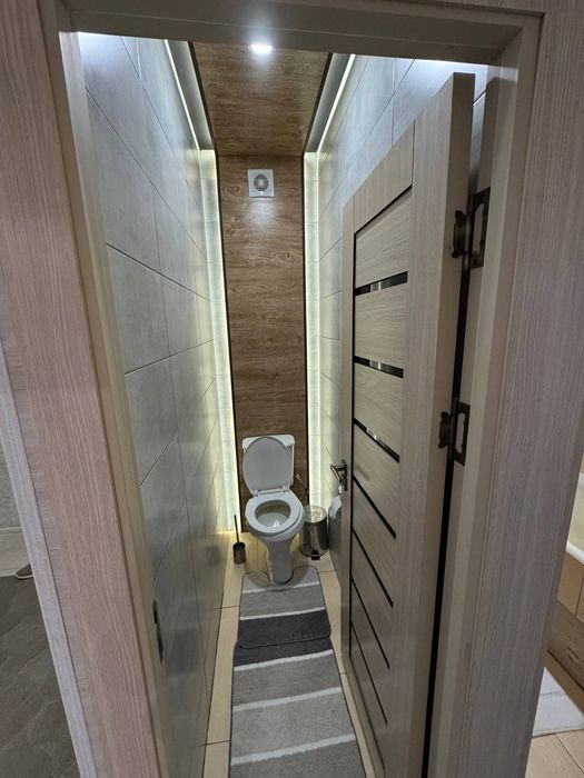 6-мкр.да жойлашган 2 хонали квартира ижарага берилади