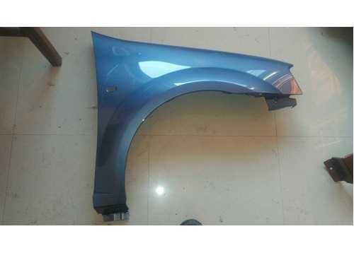 Aripă dreapta față Logan 2004–2013 vopsită albastru RNF
