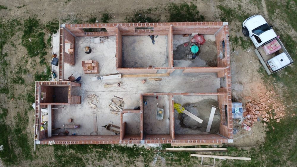 Casa la rosu, 130 mp,
