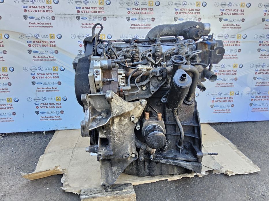 Motor Renault Trafic 1.9 F9Q Opel Vivaro 1.9 f9q Nissan Primastar injectoare