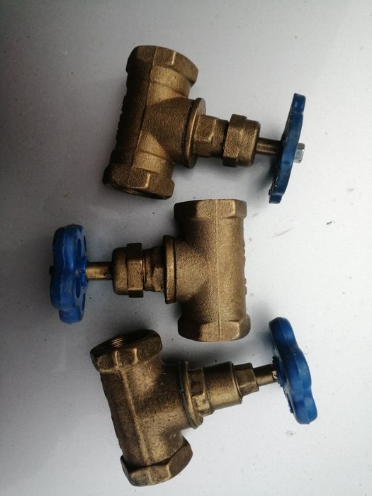 Продам Отводы  ДУ 50  ;Вентиля  20 :25 ; 32 ;