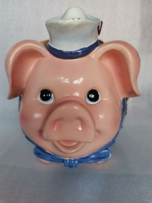 Керамична фигурка прасенце