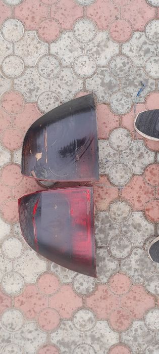 Продам задний фонарь