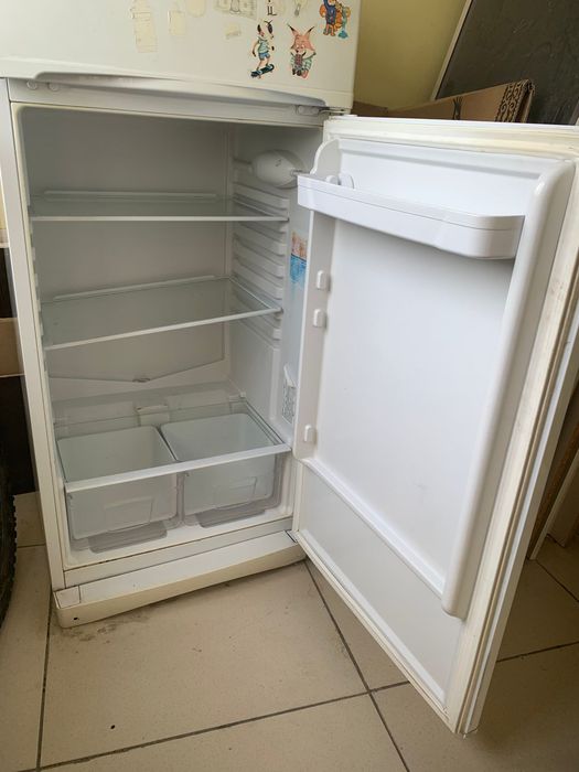 Холодильник сатылады