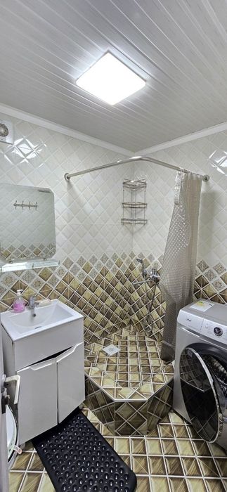 Квартира на Чиланзар 9 квартал-Иняз 2*3/1/4 общ пл 54м балкон 2*9