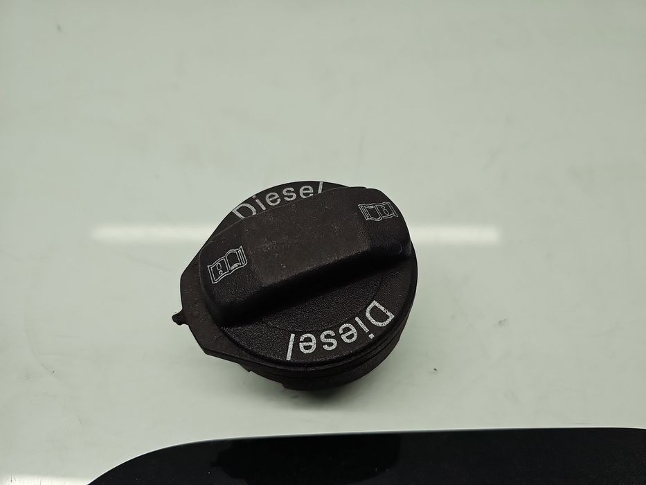 Capac rezervor Volkswagen Touareg (7LA, 7L6) [Fabr 2003-2010] R-line L