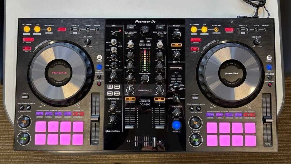 Consola Pioneer ddj 800