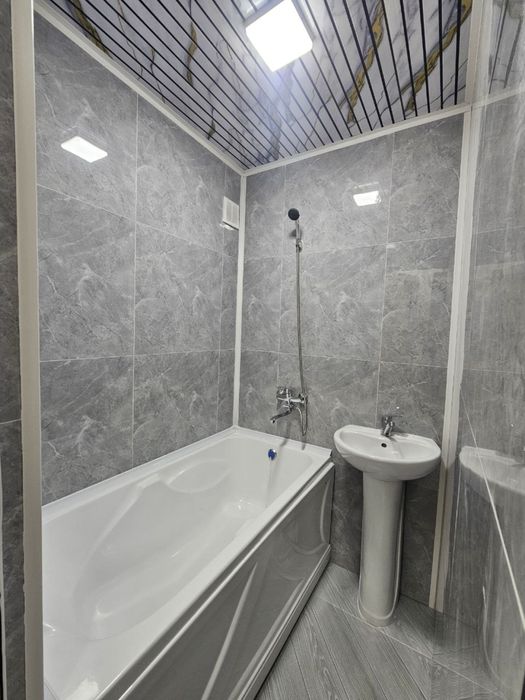 Sagdianada 2 xona kvartira sotiladi