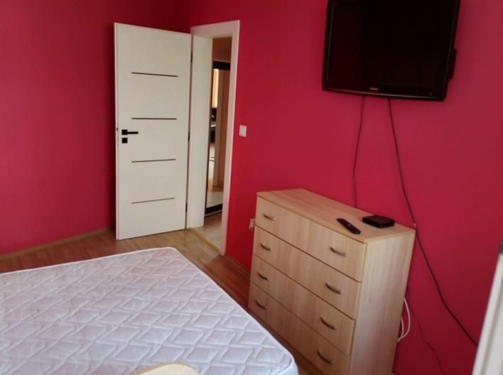 Дава се под наем Двустаен апартамент в Пловдив, Център - 60 кв.м за 400 € - Снимка #4