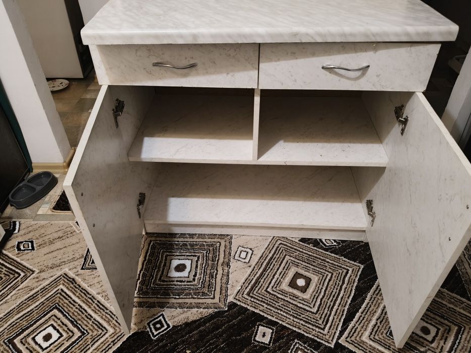 Продам кухонный шкаф