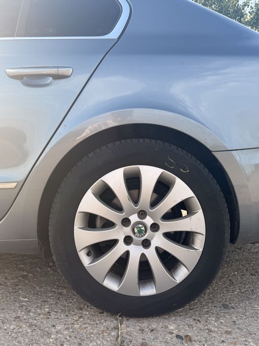 Jante Skoda Superb || OEM r17