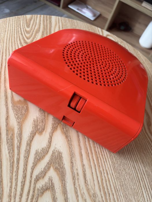 Pick up Portabil Grundig Phonoboy DOAR AZI