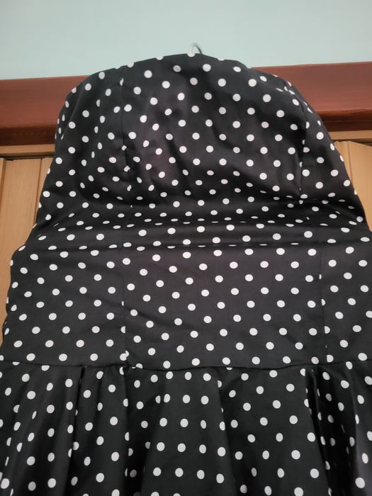 Vând Rochiță Dama