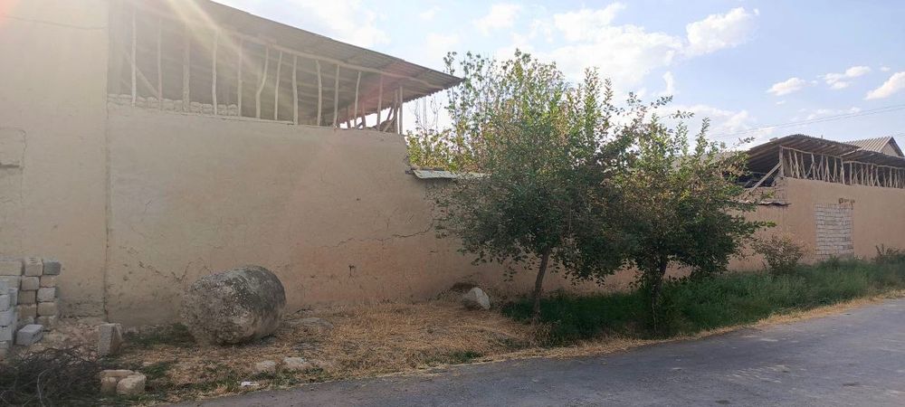 Yer sotiladi 5 sotka