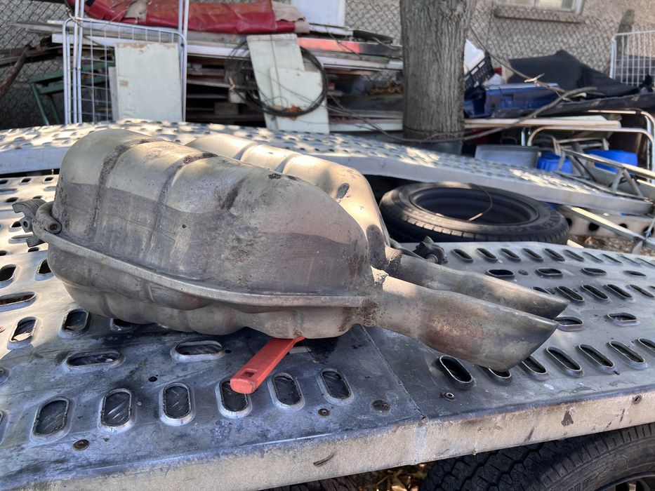 Крайно гърне ауспух от пасат 6 2.0 фси мотор pasat 6 2.0 fsi