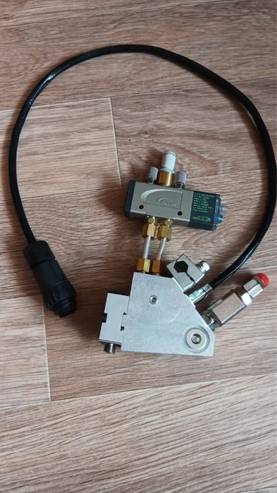 Клеевой пистолет MiniBlue 2 Slim