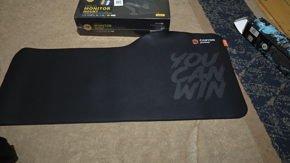 Срочно Кронштейн коврик