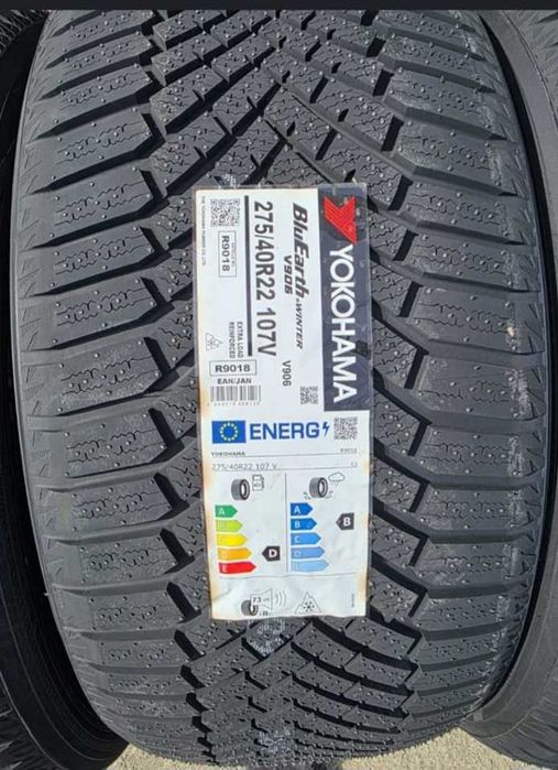 275 40 22 Anvelope noi Yokohama BluEarth Winter   315 35 22