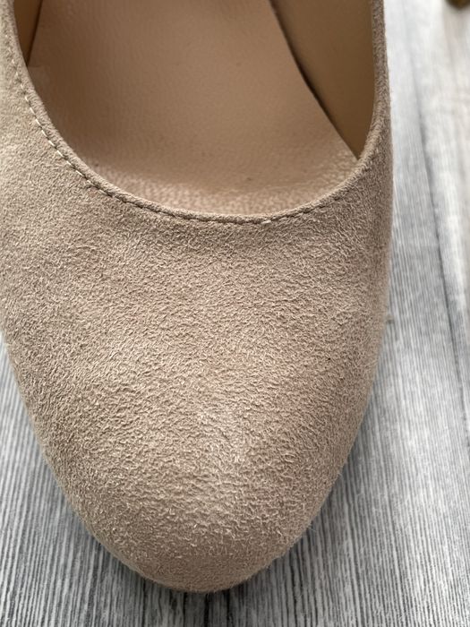 Pantofi nude cu platforma