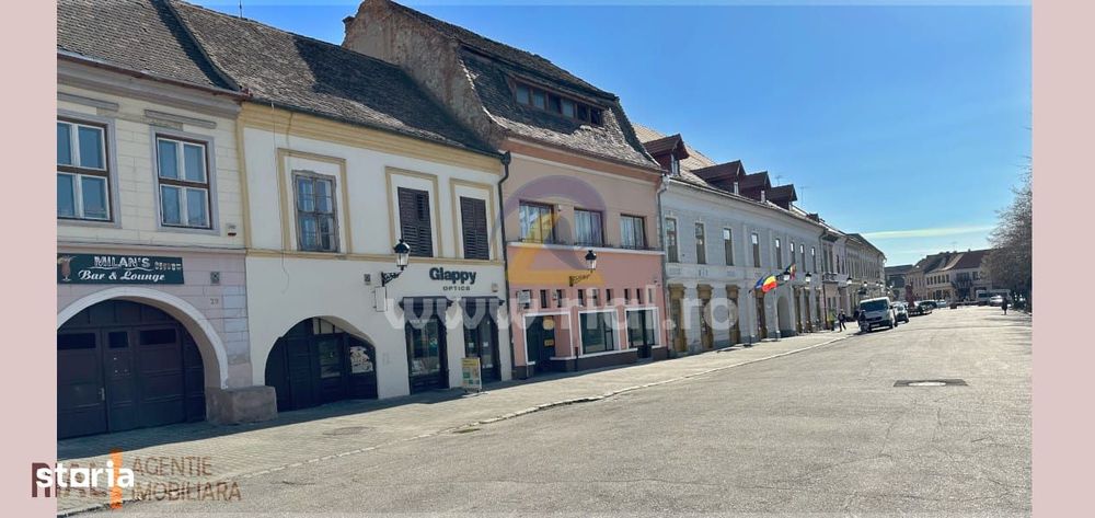 Ultracentral Mediaș – 4 apartamente + spațiu, teren 828 mp