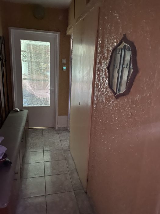 Inchiriez apartament Micro 15