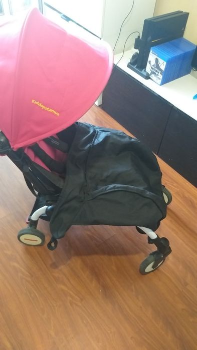 Продам коляску прогулочную