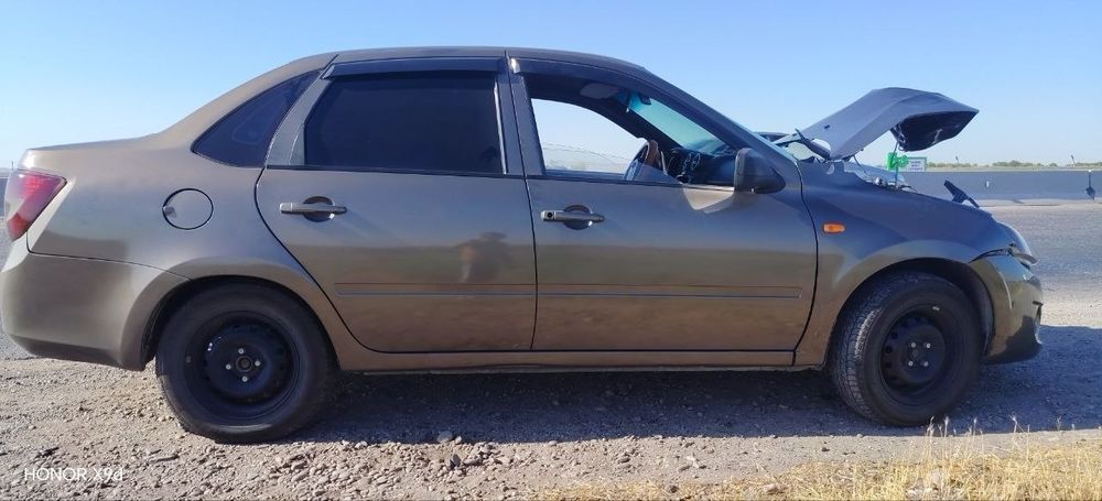 Lada granta 2015