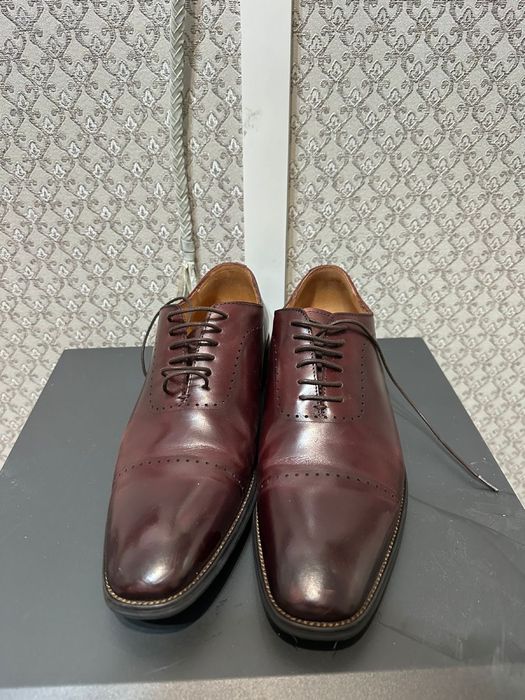 Продам туфли новые