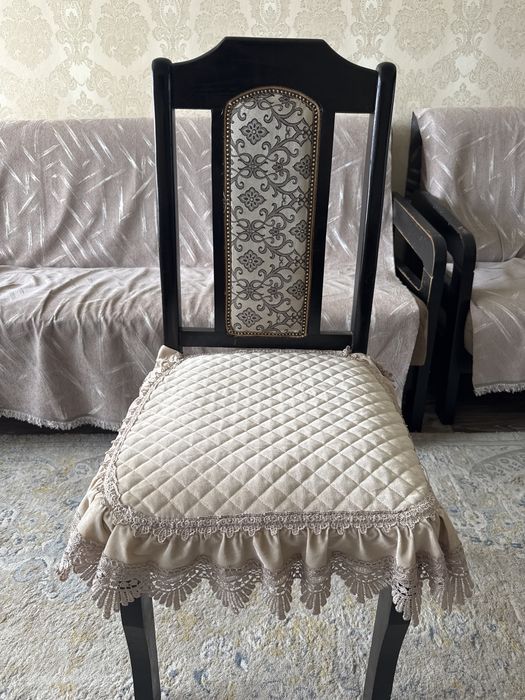 Продам стол и стулья