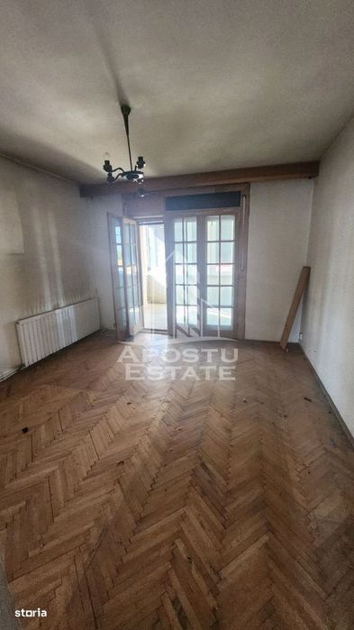 Apartament de vanzare in zona Complexului Studentesc, Timisoara,316 mp