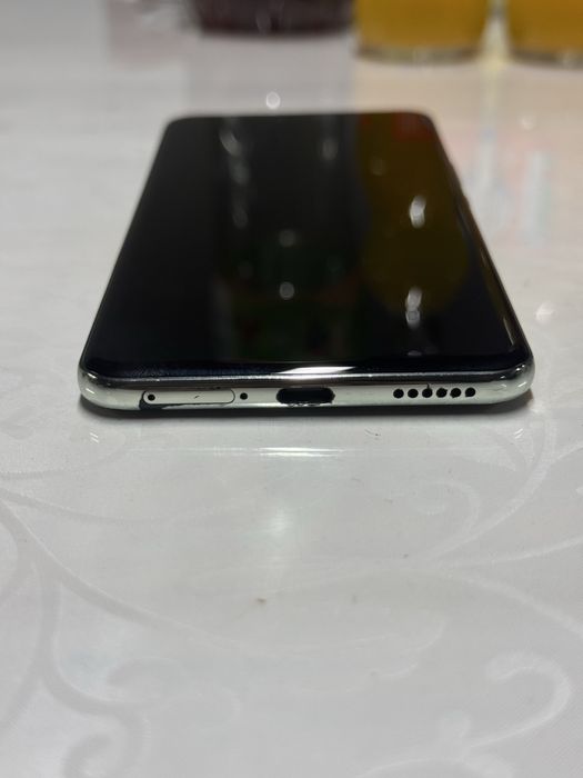 Huawei Nova 13 pro 512GB