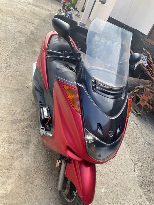 Yamaha majesty 250 2004
