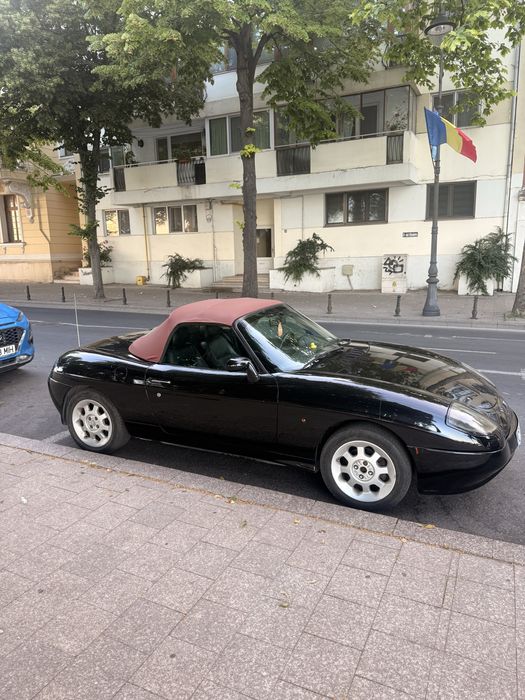 Vand Fiat Barchetta  impreuna cu o colectie de piese de schimb