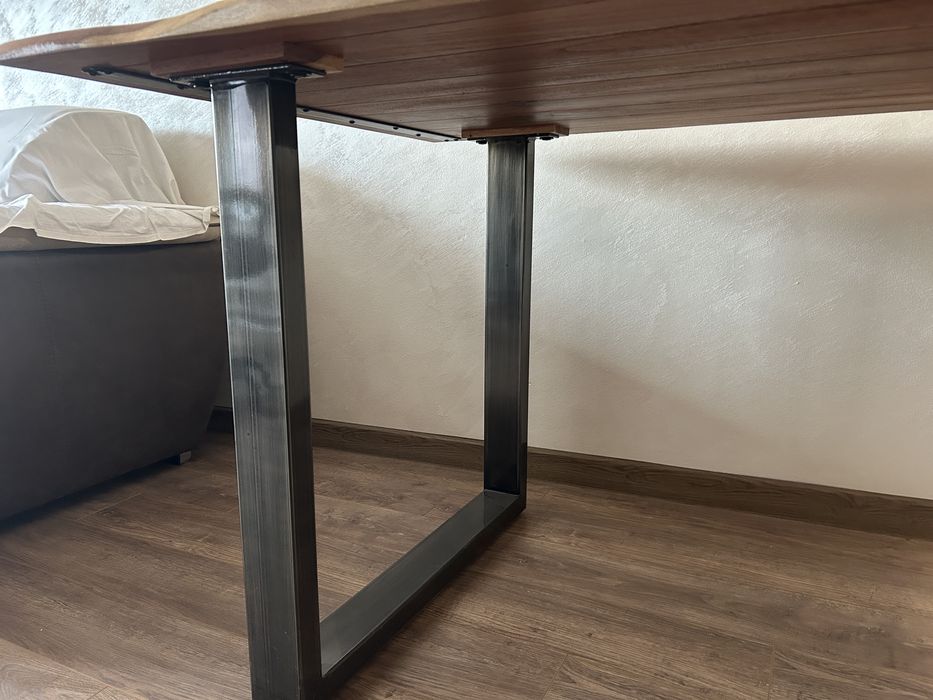 Кухненска маса от масив