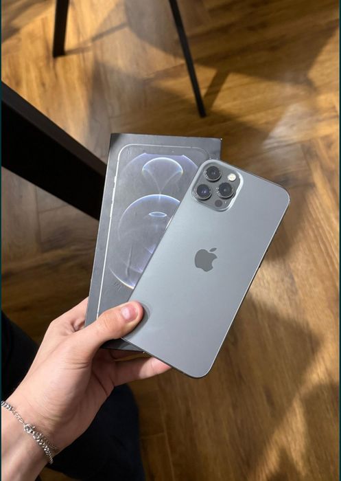 Продам или обмен Айфон 12 про