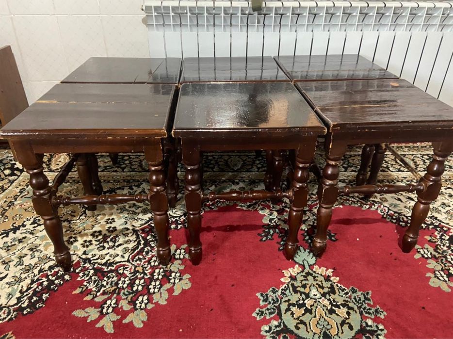 Кухонный стол