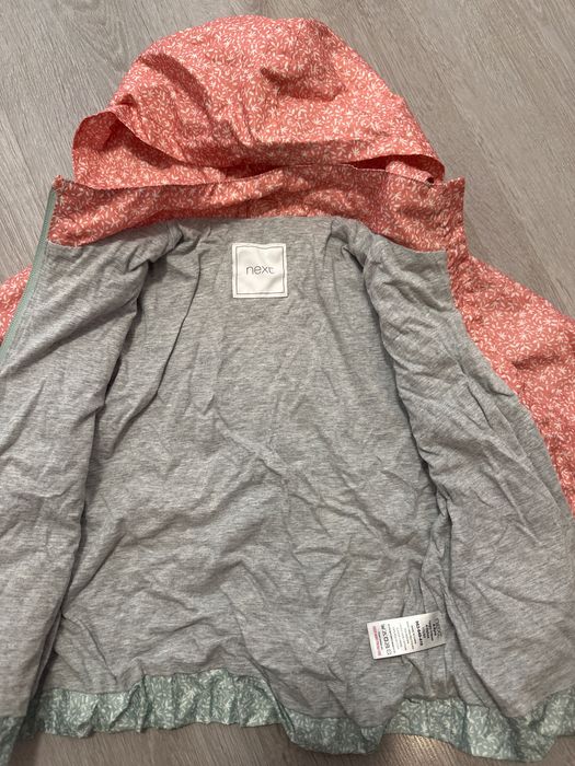 Ветровка на девочку