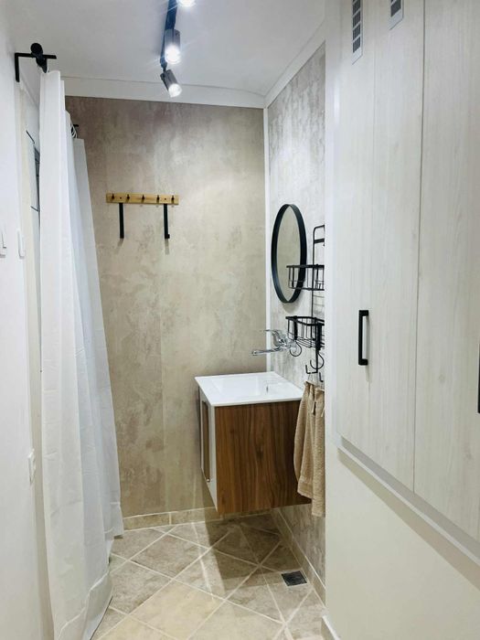 Дава се под наем Етаж от къща в Шумен, Добруджански - 60 кв.м за 397.8 € - Снимка #4