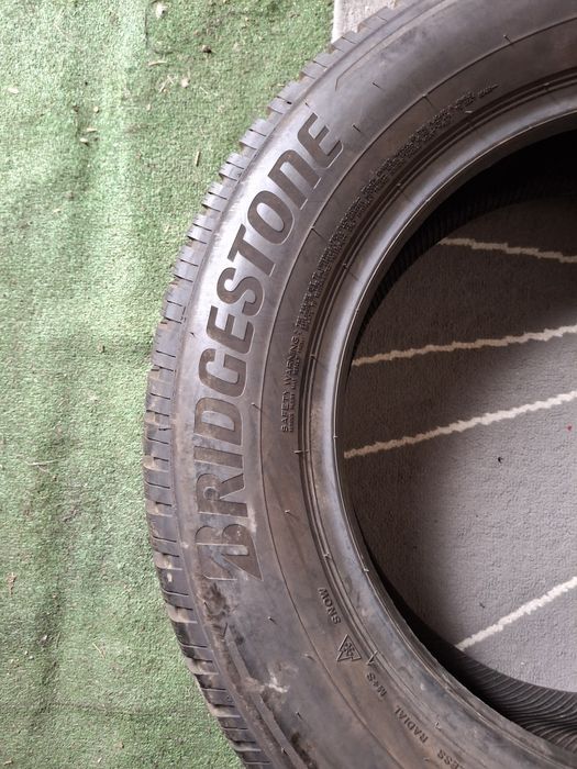 235 65 18 Bridgestone DOT 2019 iarna NOI