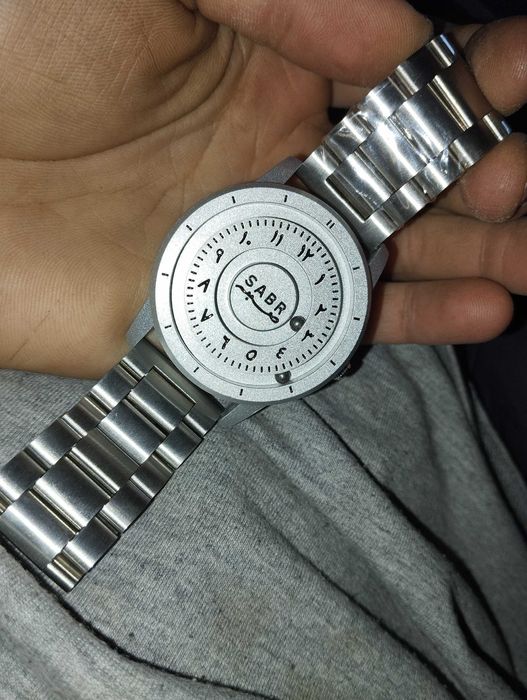 Сағат сатылады новый sabr