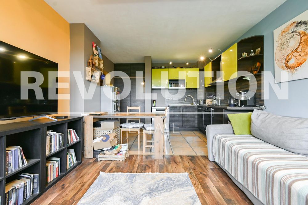 Продава се Двустаен апартамент в София, Лагера - 64 кв.м за 4219 €/кв.м - Снимка #2