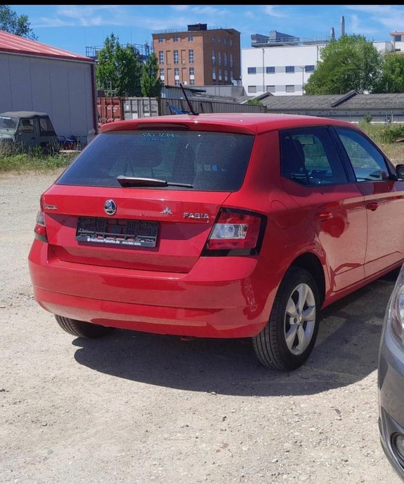 SKODA Fabia 2017 — imagine 3