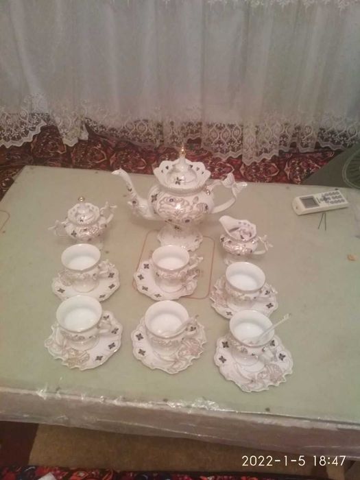 Чайний набор сотилади