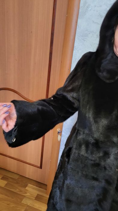 Продам норковую шубу!